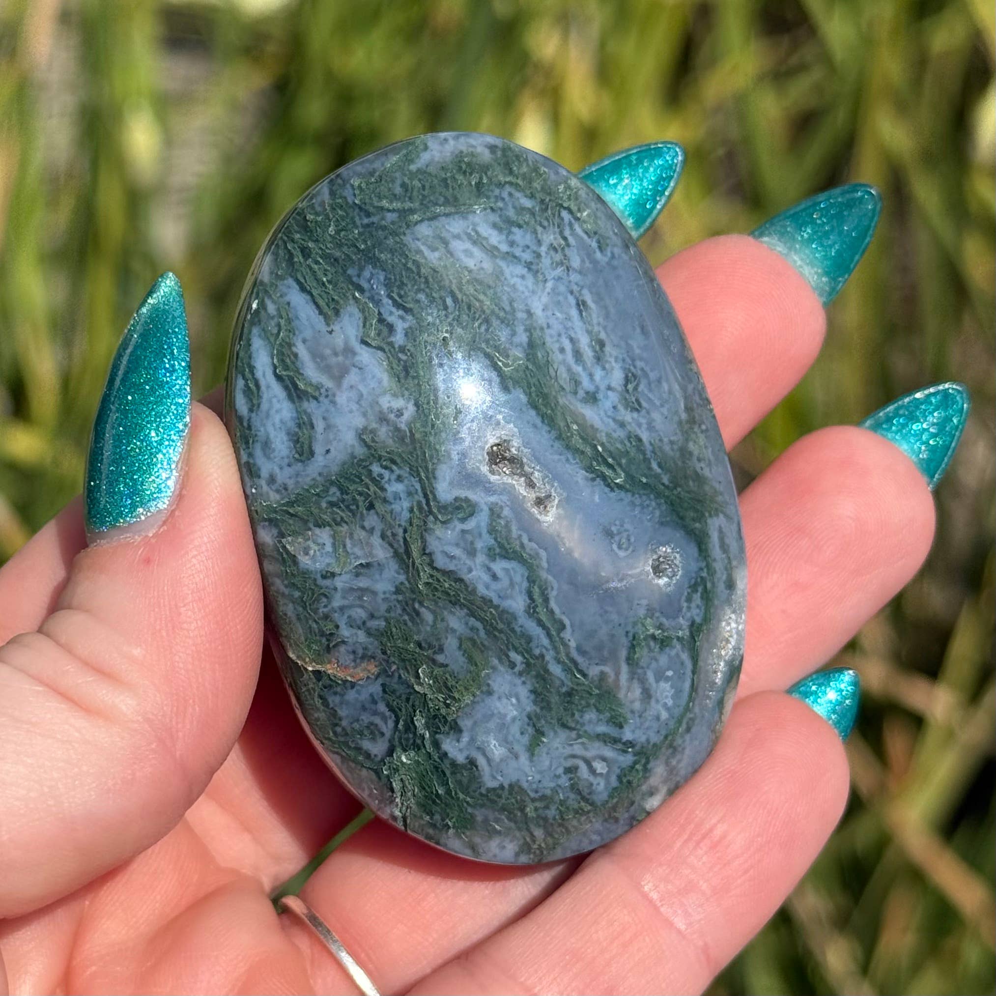 Green Moss Agate Palm Stone 